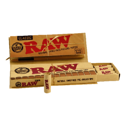 Raw Connoisseur 1 1/4 + Prerolled Tips
